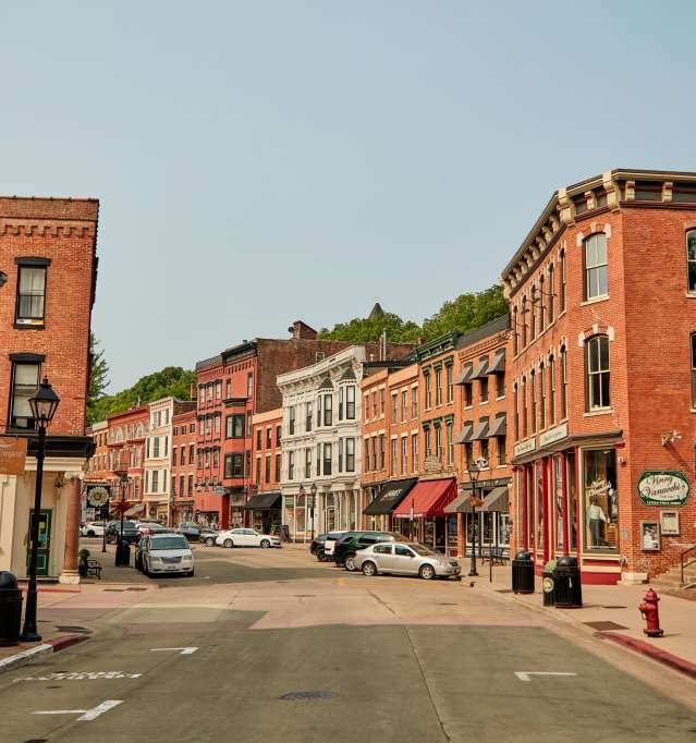 Visit Historic Main Street in Downtown Galena, IL | Galena Country
